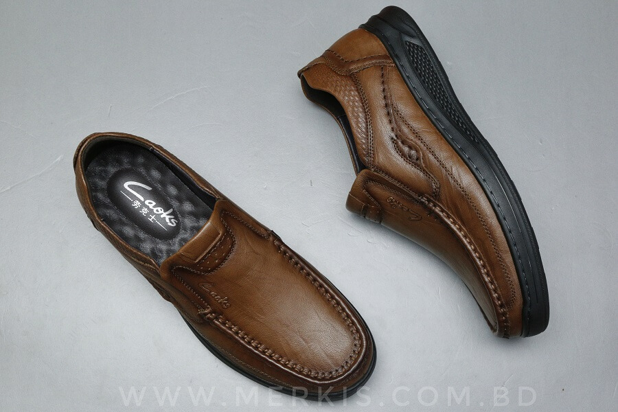 Clarks casual shoes for men at best price range | Buy it from Merkis
