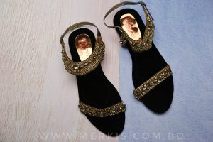 pakistani sandals