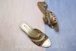 sandal shoe