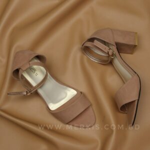 low heel sandals
