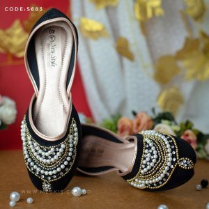 Pakistani sandal shoes