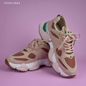 awesome sneaker for women