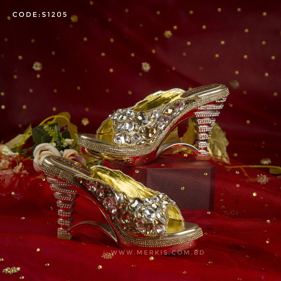 Awesome designable Bridal shoes for women at a reasonable price