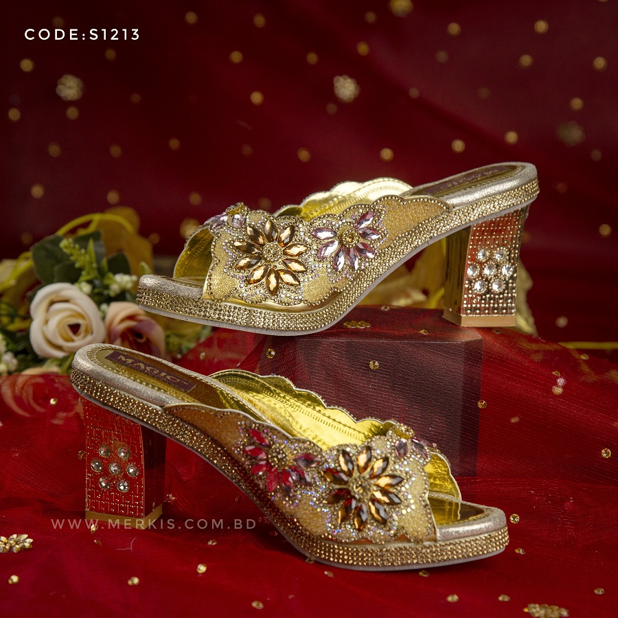 Awesome colorful Bridal shoes for women at a reasonable price