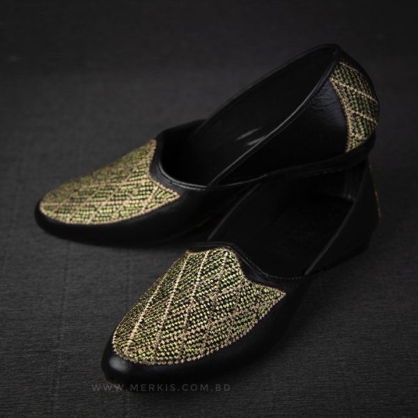 kolhapuri sandal for men