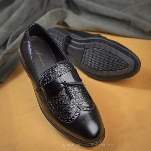 modern black tassel loafers
