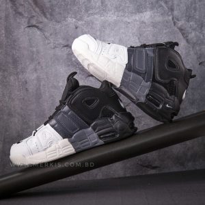 Nike high ankle sneakers