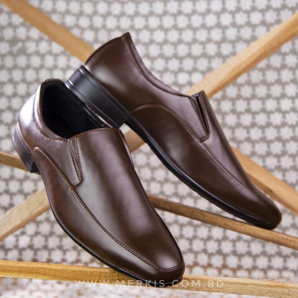 Classic formal shoes
