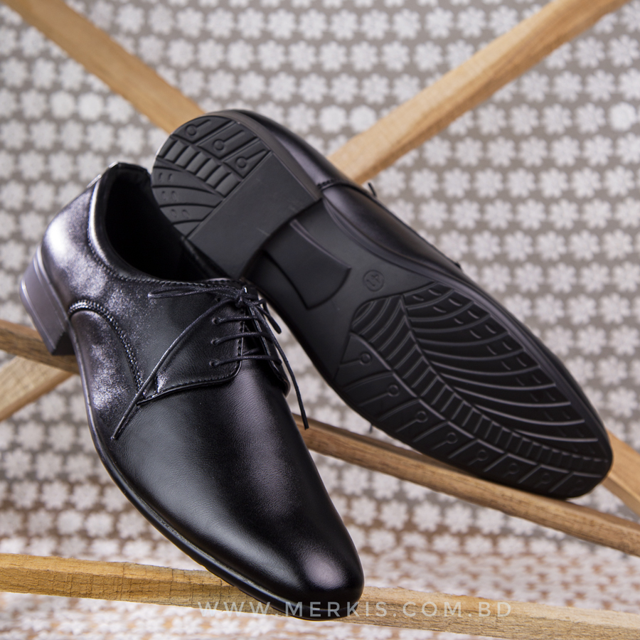 Slip-On Formal Shoes for Modern Style - Merkis.bd