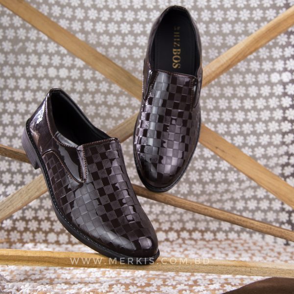 Slip-on formal shoe