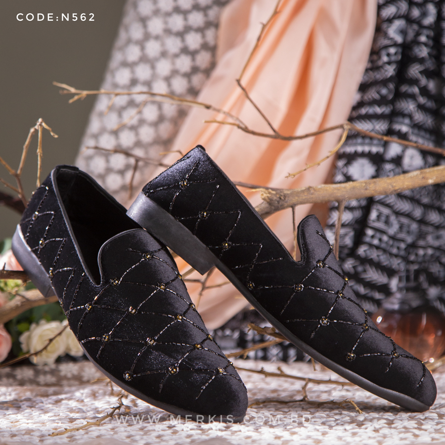 Classic Tassel Loafers | Embrace the Traditions of Elegance