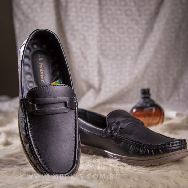 slip-on shoe for men