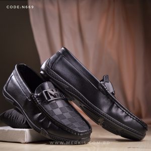 Stylish loafer trends