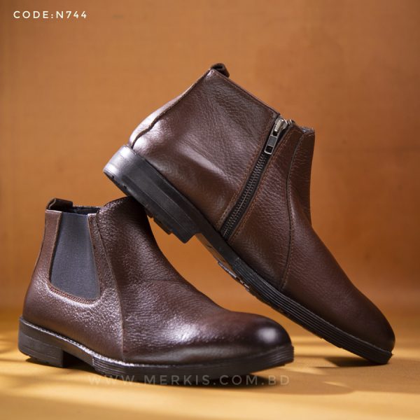 Chocolate Chelsea boots