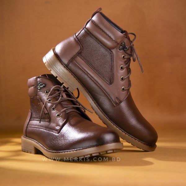 Chocolate boots for men