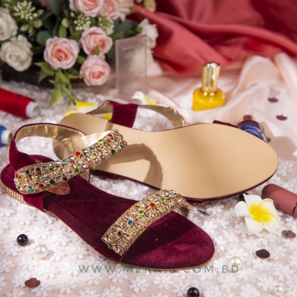 Pakistani sandal for women price