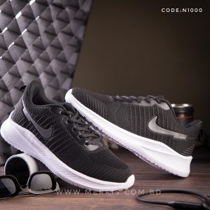 adidas black sports shoes