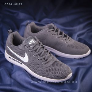 Men's sports shoes online