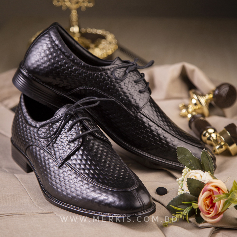 Fashion Black Formal Shoes For Men | Walk the Talk | Merkis
