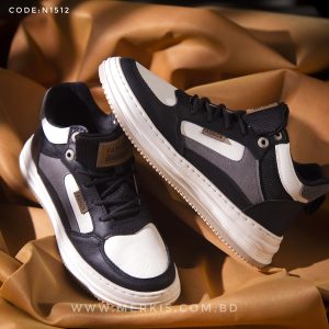 durable high ankle sneakers