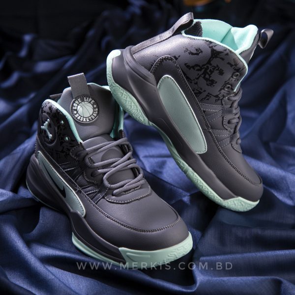 new air jordan sneakers