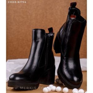 black women boot price