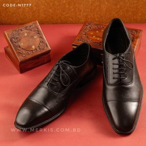 stylish black formal shoes