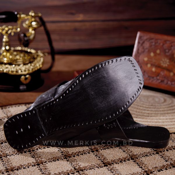 New Black Kolhapuri Sandal For Men