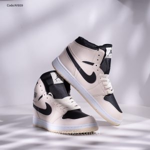 nike high ankle sneakers bd