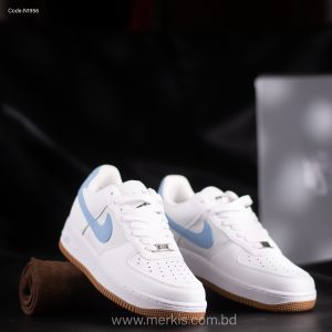 new nike white sneakers