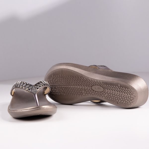 buy womens flip flop sandal