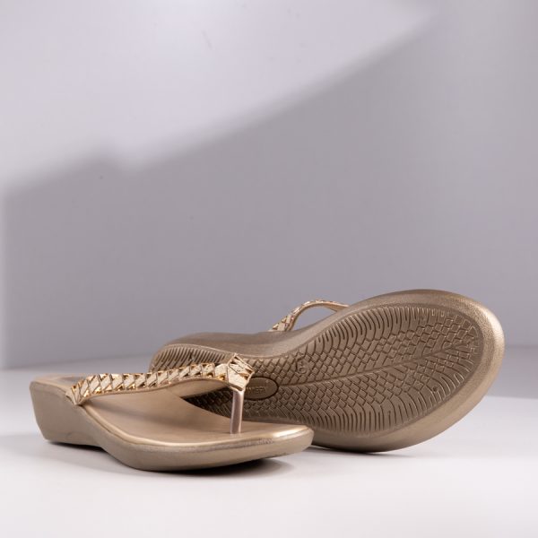 comfortable womens flip flop sandal