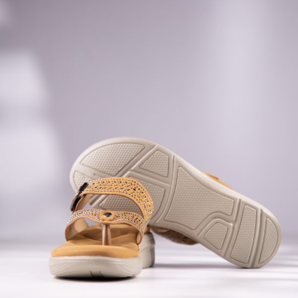 low heel comfortable sandal bd
