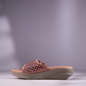 comfortable low heel sandal bd