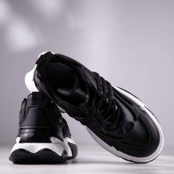 black balmain sneakers bd