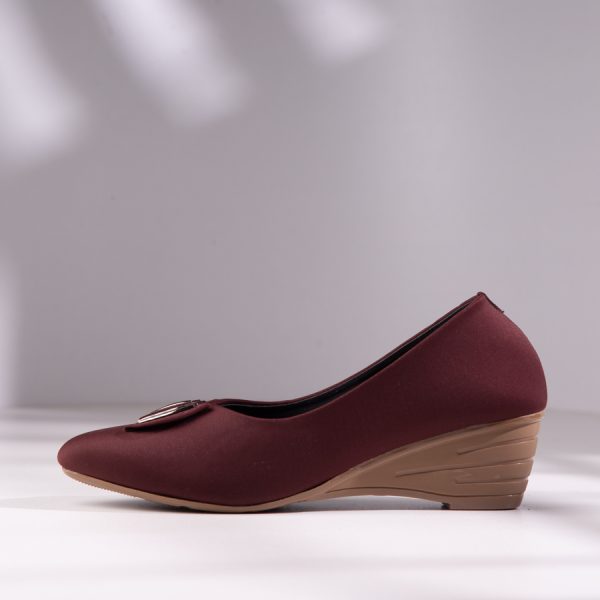 buy online slip on shoes for women