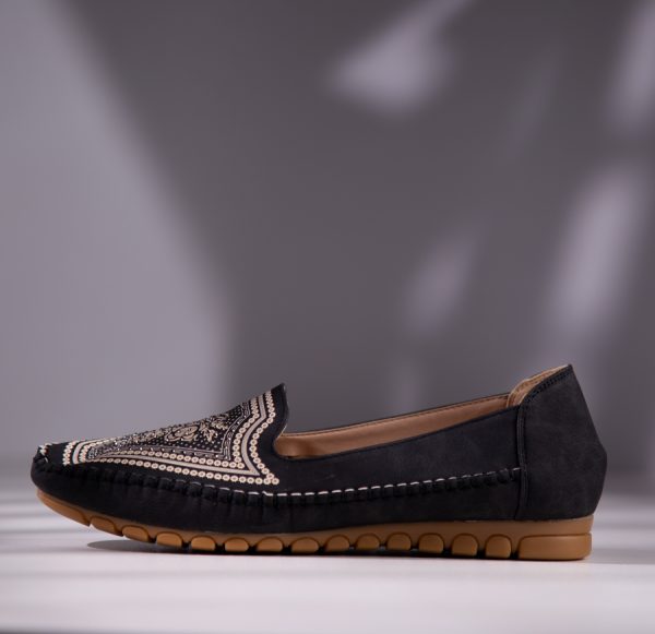 buy trendy slip on shoes bd