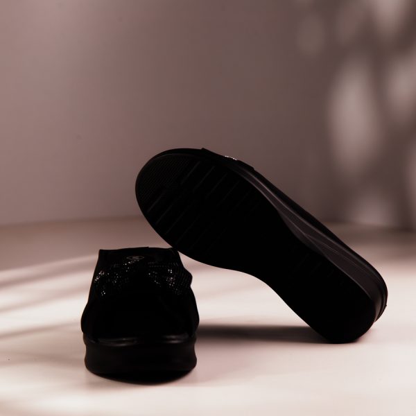 high heel black sandal for women