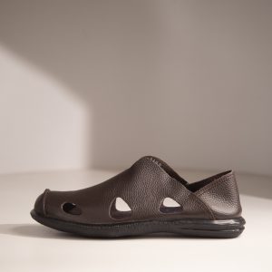 clarks chocolate sandal for men