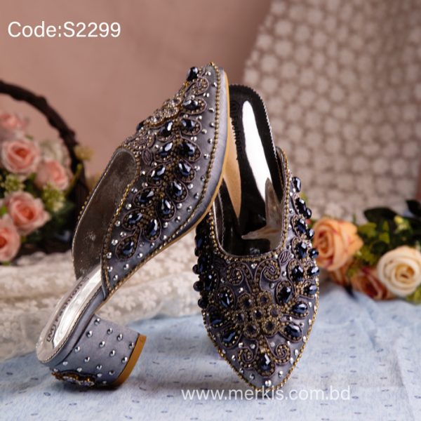 women low heel sandal bd