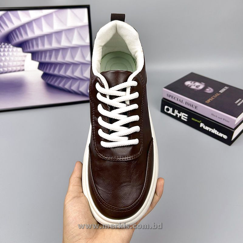 Lightweight Sneakers in BD