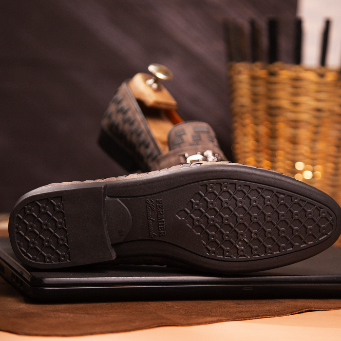 Luxurious Tassel Loafer