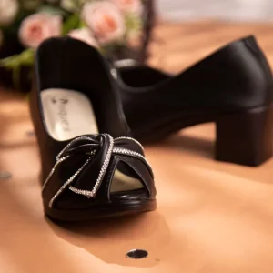 Stylish Slip On Box Heel Shoe for Women