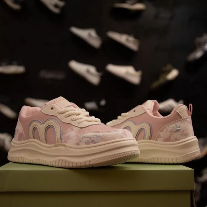 Trendy Sneaker For Women